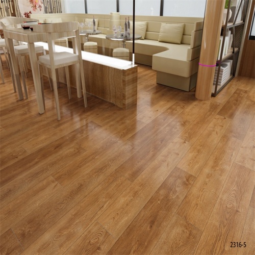 A diferença entre piso laminado e piso spc.jpg